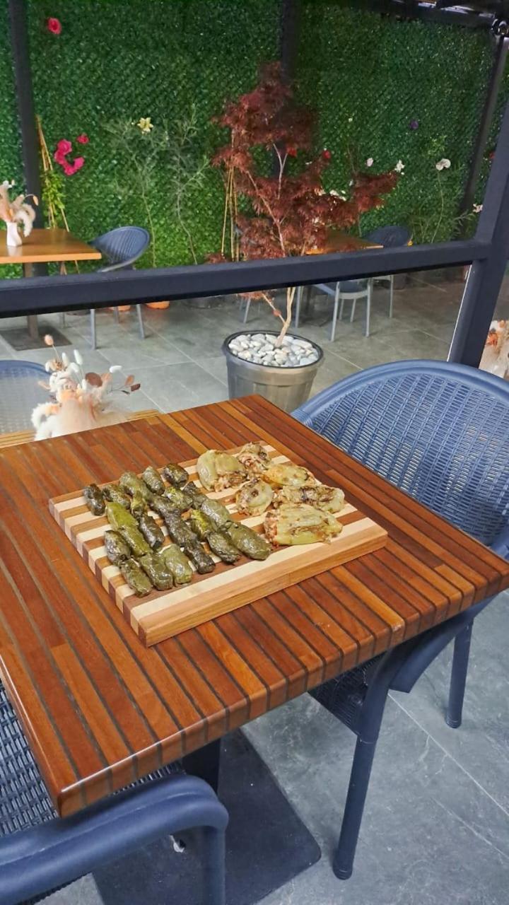 Mon Ami Boutique Hotel Shkodër 外观 照片